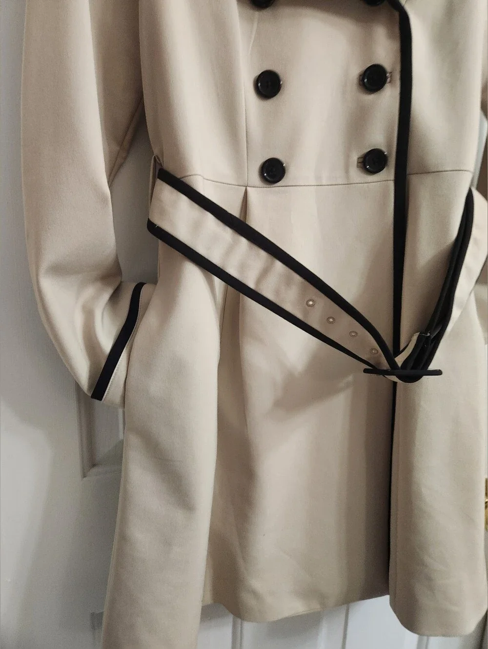 Elle Cream Trench Coat with Black Contrast Trim Sz 2